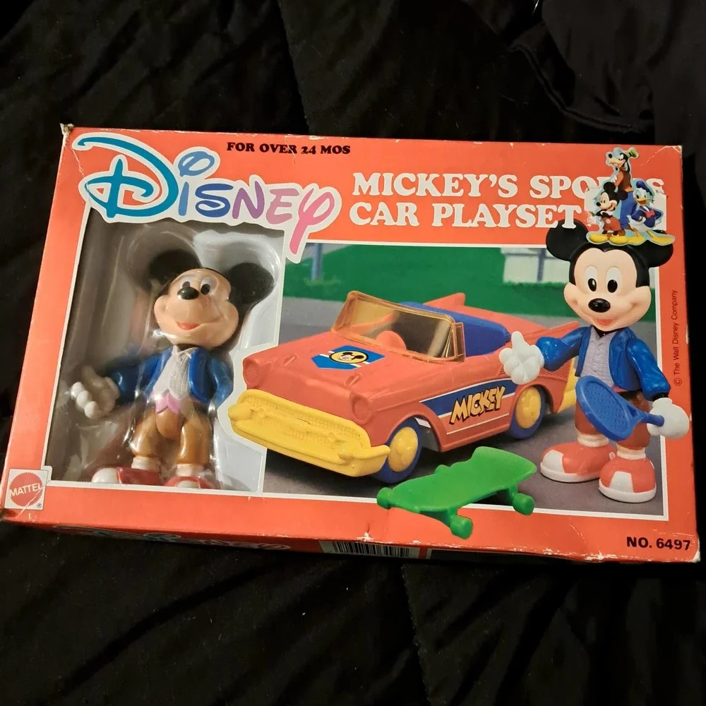 RARE VINTAGE COLLECTIBLE SEALED Mattel Mickey Sportscar Playset No 6497